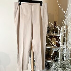 💙Lafayette 48 New York 10 Techno Stretch Twill Pants.Slim leg, cropped w/slits.